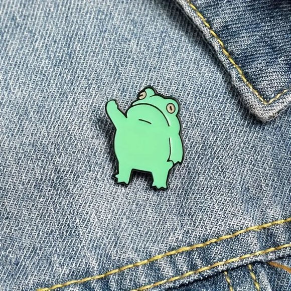 Flippin' Frog Pin - Picture 1 of 3